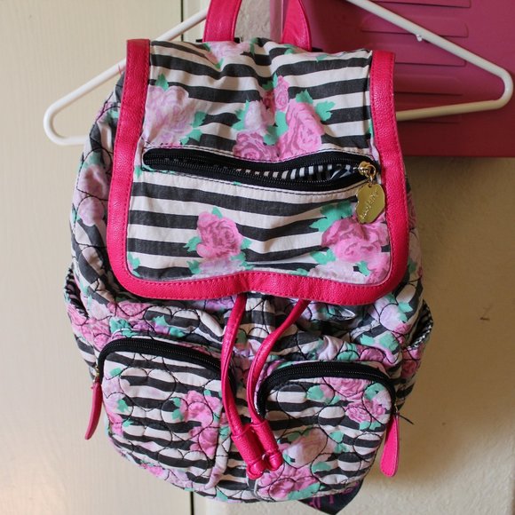Betsey Johnson Handbags - BETSEY JOHNSON STRIPED FLORAL HEART BACKPACK